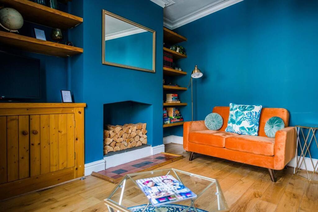 Gorgeous Victorian House Sleeps 6 In Cardiff Villa Bagian luar foto