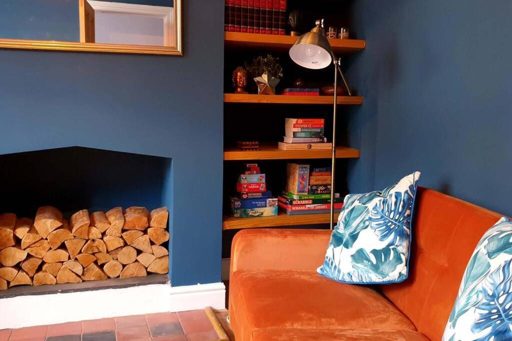 Gorgeous Victorian House Sleeps 6 In Cardiff Villa Bagian luar foto