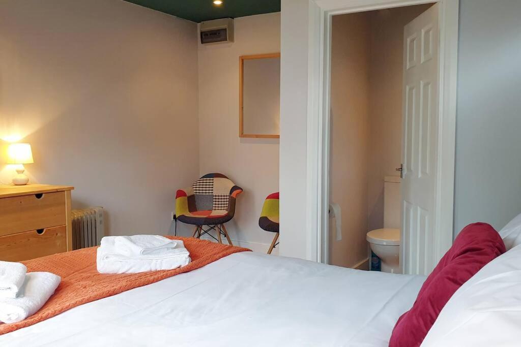 Gorgeous Victorian House Sleeps 6 In Cardiff Villa Bagian luar foto