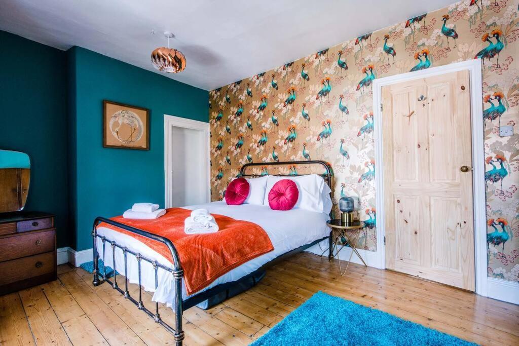 Gorgeous Victorian House Sleeps 6 In Cardiff Villa Bagian luar foto